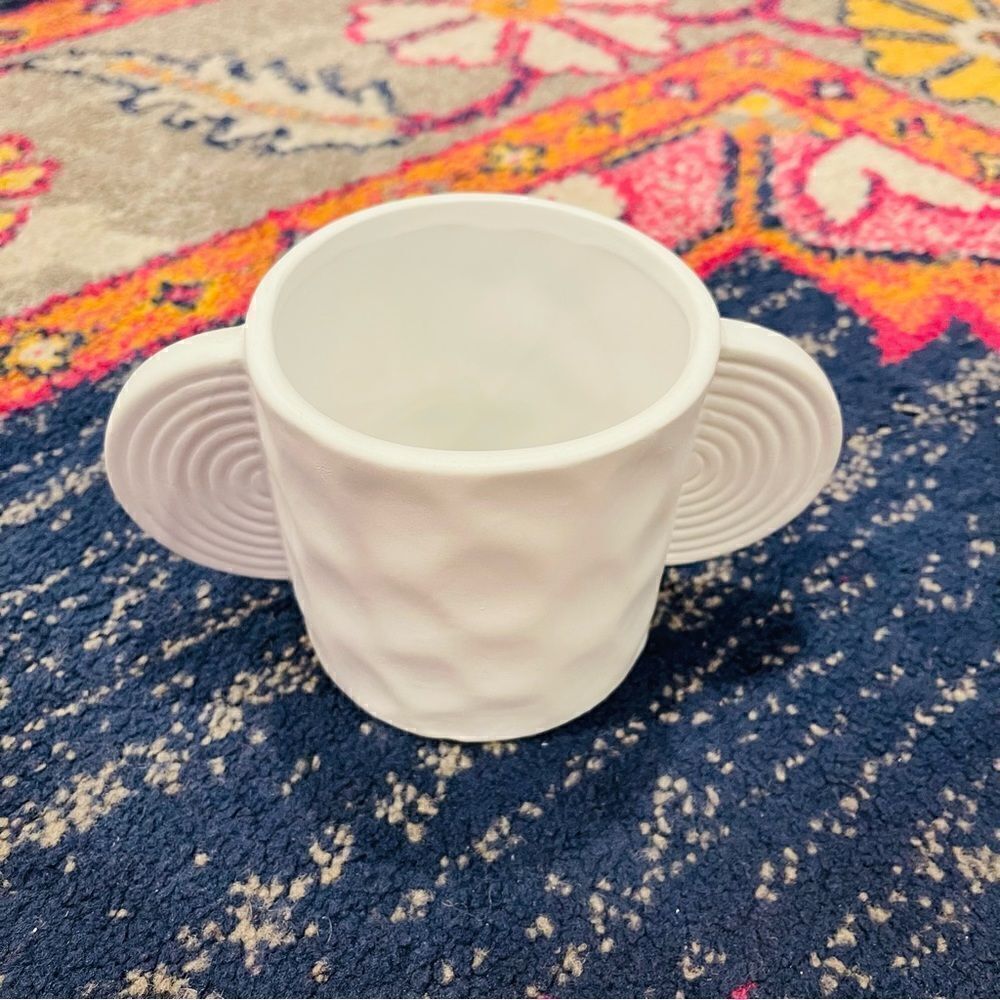NWOT Francesca’s White Boho Ceramic Pot/ Holder